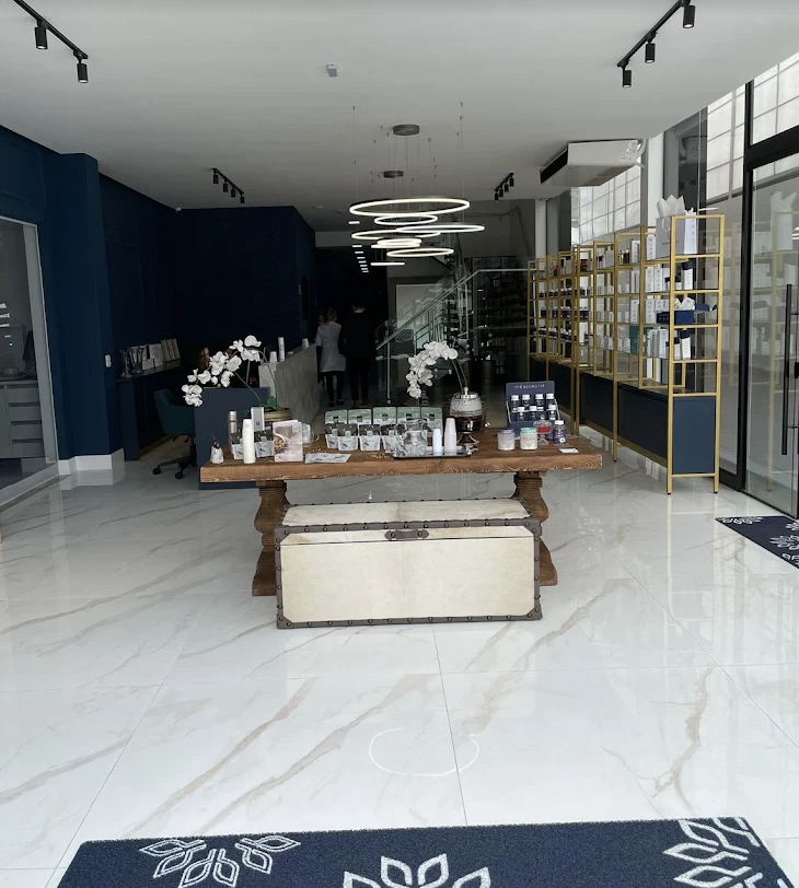 Fachada Amadah Pharma
